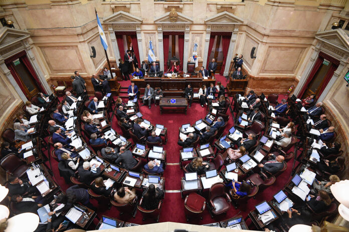 proyecto-Ficha-Limpia-que-de-avanzar-imposibilita-candidaturas-de-quienes-posean-condenas-ratificadas-en-segunda-instancia-como-es-el-caso-de-la-ex-presidenta-Cristina-Kirchner